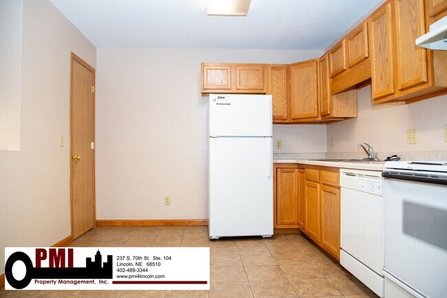 Building Photo - 1738 N 27th St