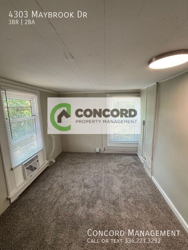 Building Photo - 4303 Maybrook Dr