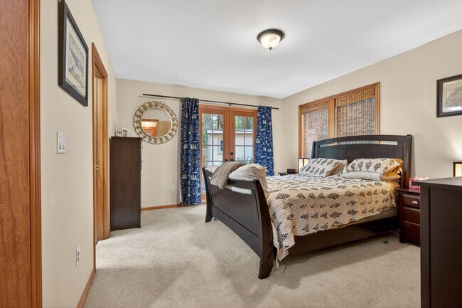 Building Photo - Coastal Elegance Near Sunrise Beach: Luxury 3BR/2.5BA Gig Harbor Home