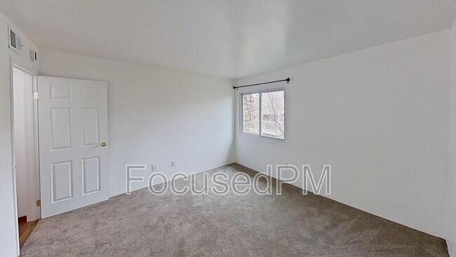 Building Photo - 4400 S Quebec St