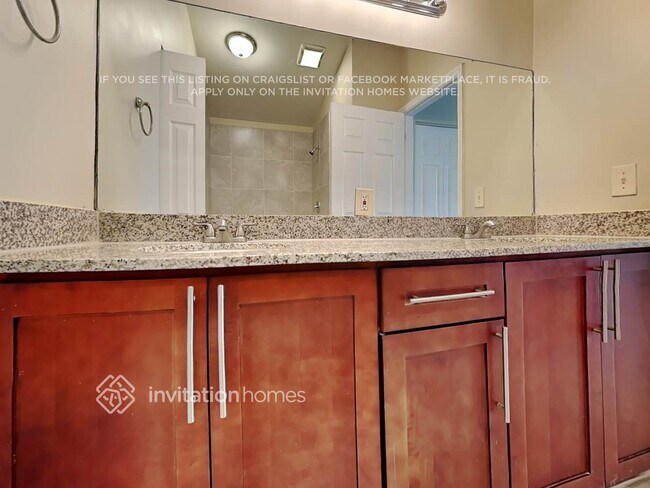 Building Photo - 7566 Kingsley Ct