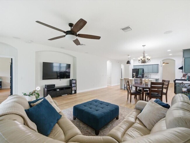 Building Photo - 17735 Bright Wheat Dr