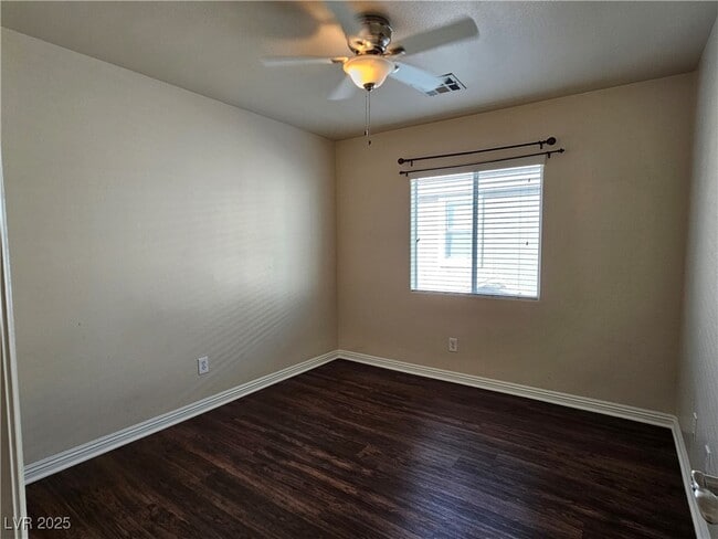 Building Photo - 5545 Dueces Wild Ct