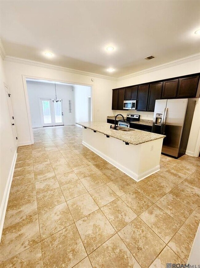 Building Photo - 7132 Myrtle Bluff Dr