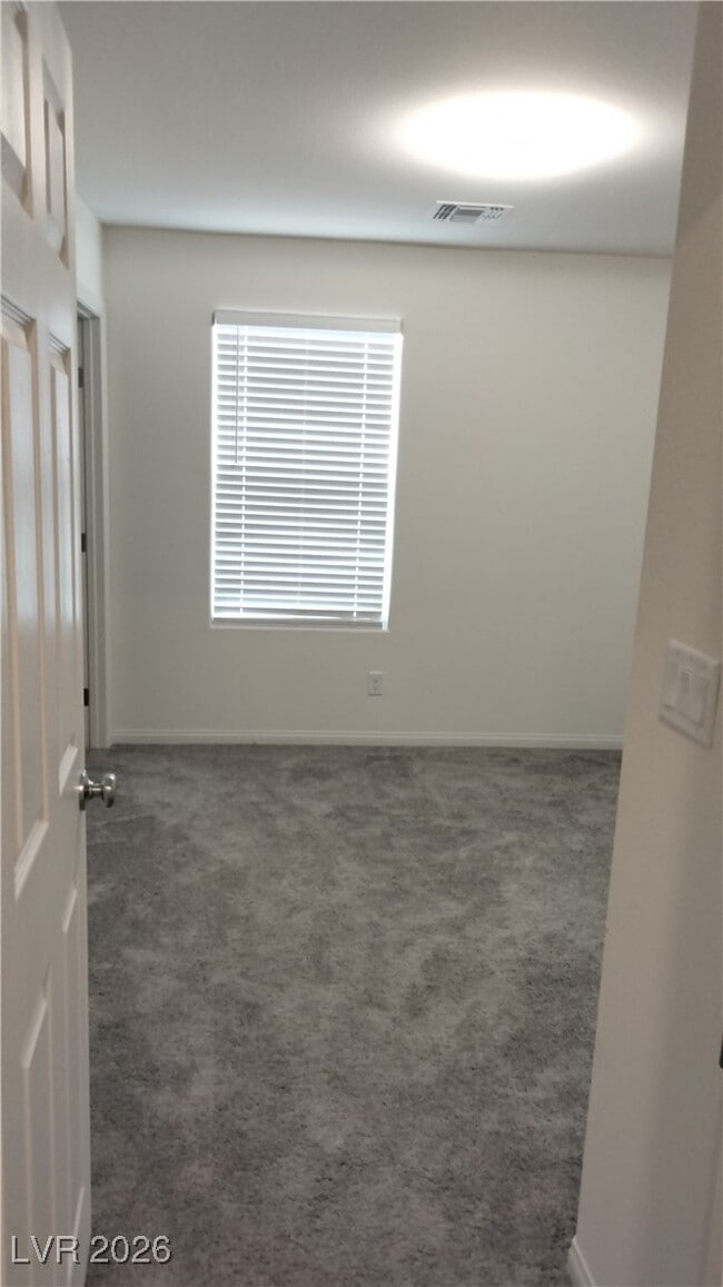 Building Photo - 7513 Lush Oasis Ave.