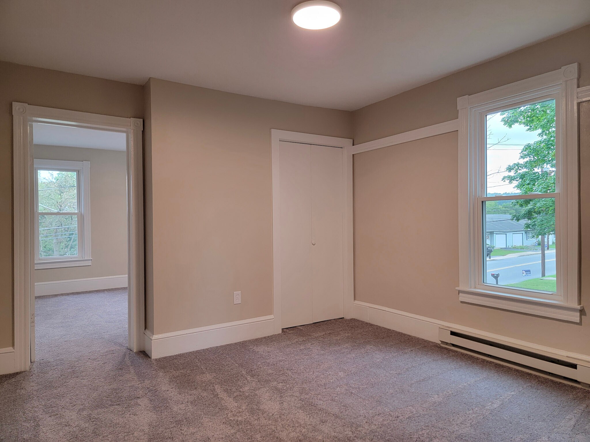 Building Photo - 97 N Reamstown Rd