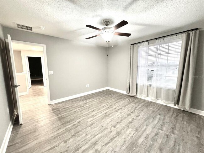 Building Photo - 11523 Peru Springs Pl