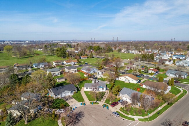 Building Photo - 1142 Ohio Ct