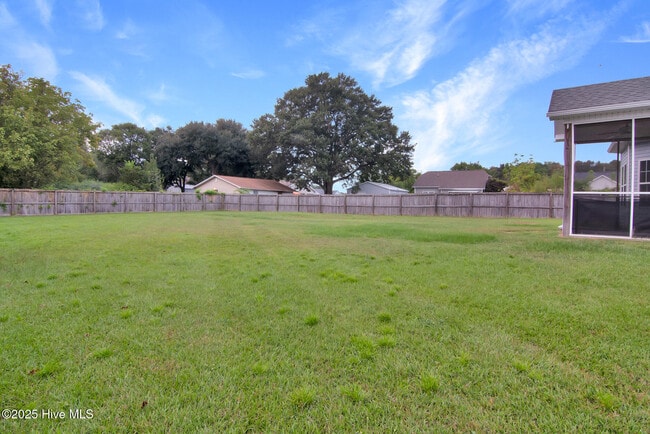 Building Photo - 102 Conley Hills Dr