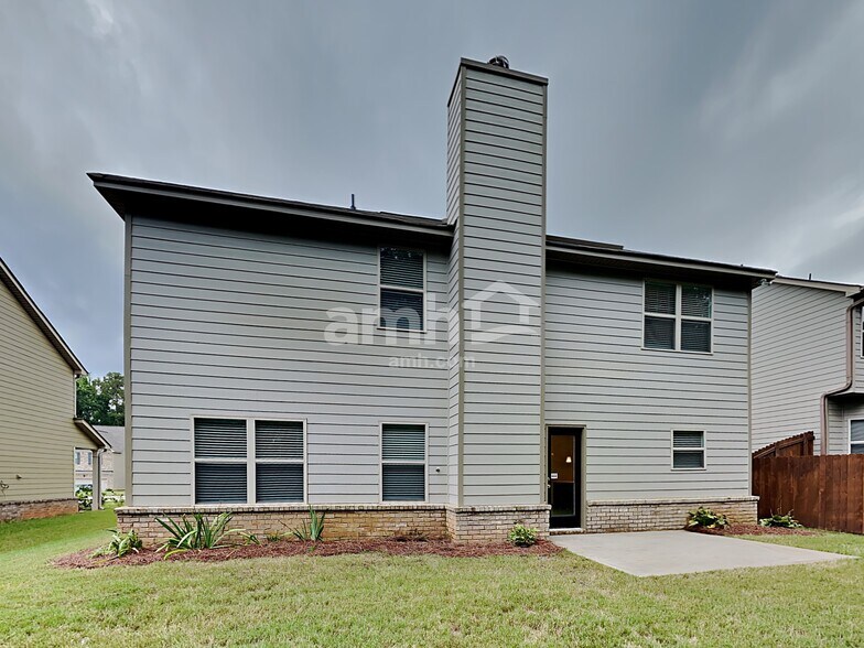 Building Photo - 1147 Hartwell Rd