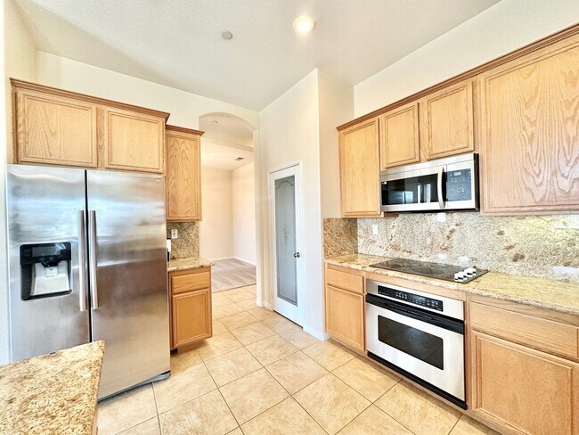Building Photo - 31340 Aussie Ln