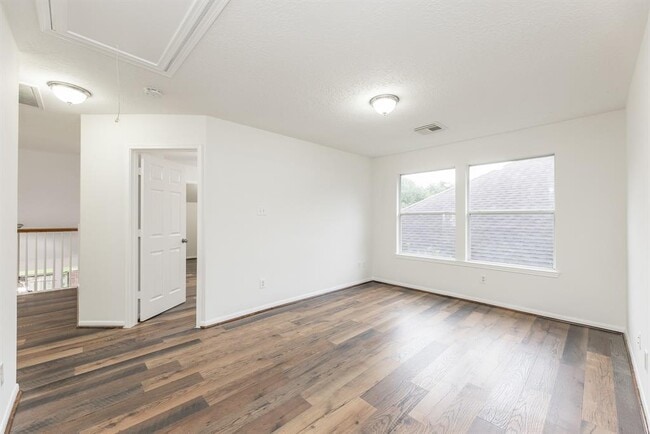 Building Photo - 5026 Bellmead Dr