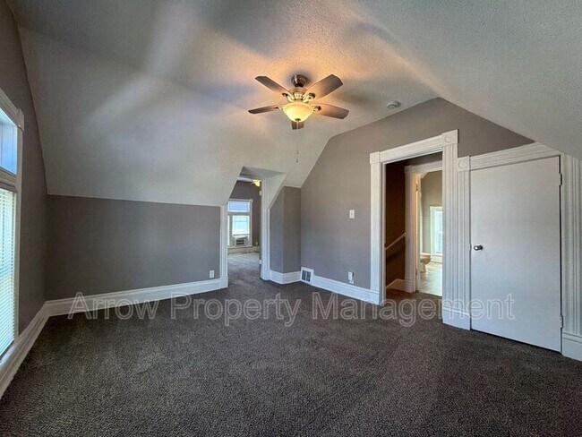 Building Photo - 1521 N 26th St