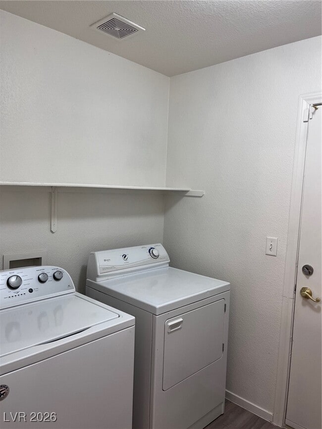 Building Photo - 5123 Topaz Sand St