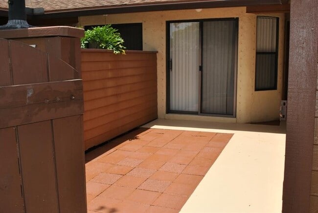 Building Photo - 3687 Collinwood Ln