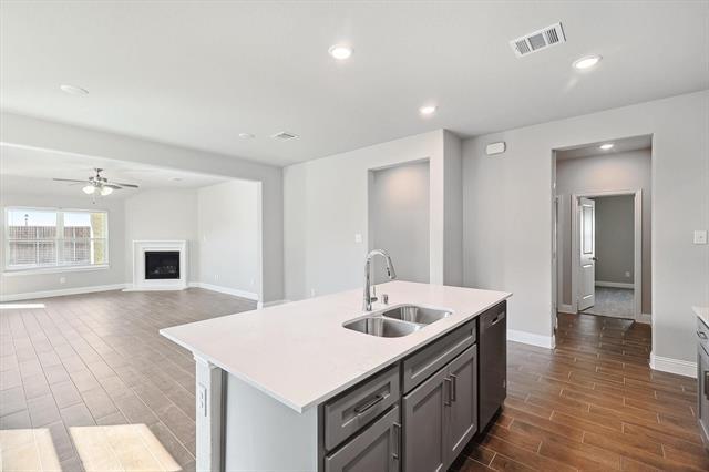 Building Photo - 405 Portina Dr