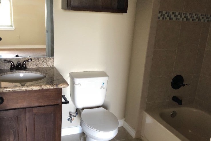 Building Photo - 602 Basswood Dr