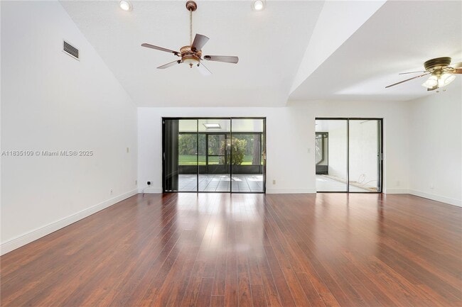 Building Photo - 244 Pleasant Wood Dr