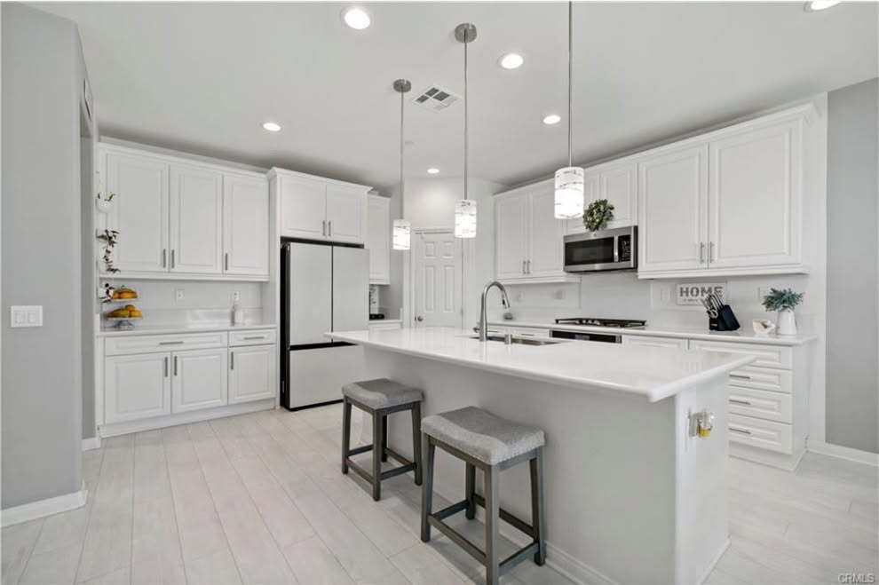 Building Photo - 29134 Evans Way