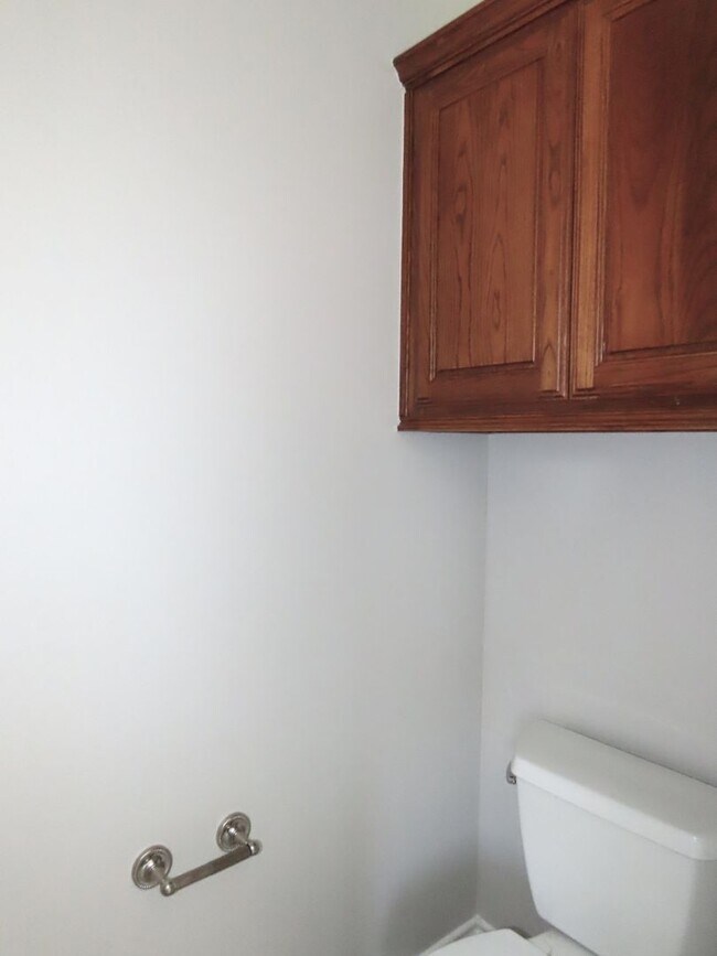 Building Photo - Gorgeous 3 Bedroom, 2 Bath Home in Flint!