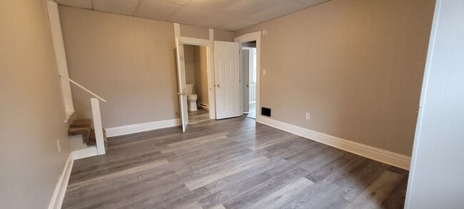 Building Photo - 3 bedroom 1 bathroom home in Brownstown/Leola