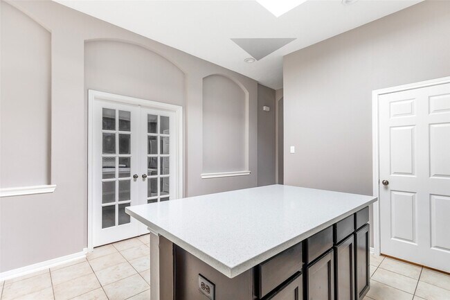 Building Photo - 13810 Birney Point Ln
