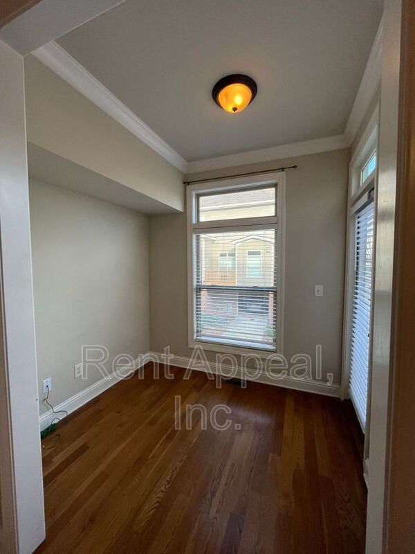 Building Photo - 4863 Carre Way