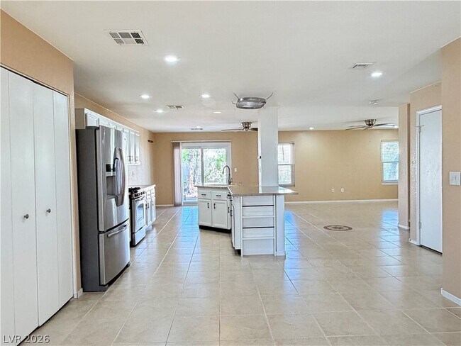 Building Photo - 7388 Standing Timber Way