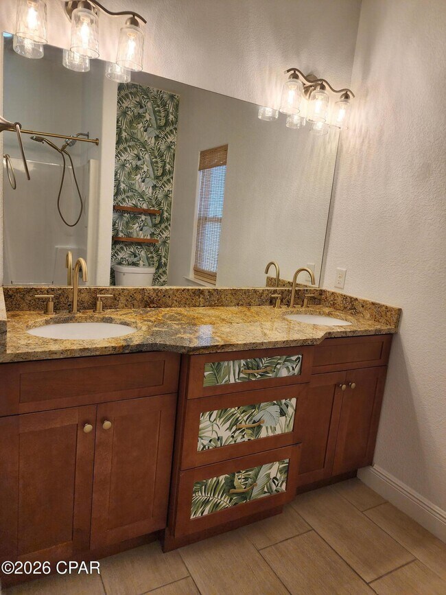 Building Photo - 114 Heather Dr