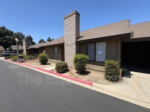 Building Photo - 811 W Arlen Ct