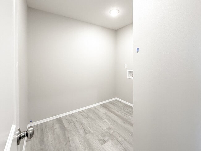 Building Photo - Brand New Home!!