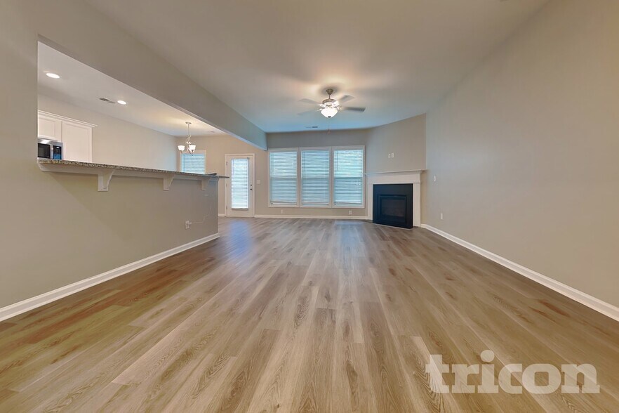 Building Photo - 3440 Baylor Cir