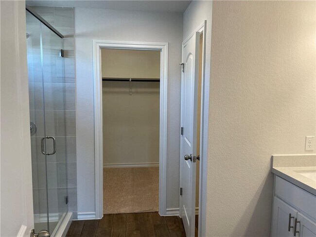 Building Photo - 165 Andesite Trl