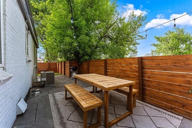 Backyard - 3165 N Saint Paul St