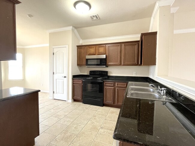 Building Photo - 4811 Mill Creek Dr