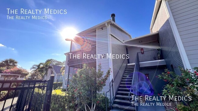 Building Photo - 3700 Idlebrook Cir