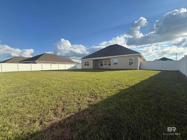 Building Photo - 10762 Winning Colors Trl