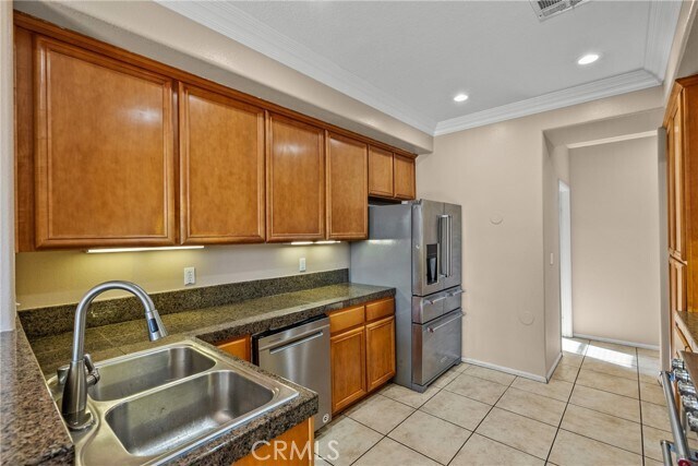 Building Photo - 9447 Hendrix Ln