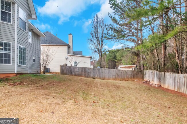 Building Photo - 420 Harvick Cir