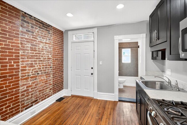 Building Photo - 2228 Gravois Ave