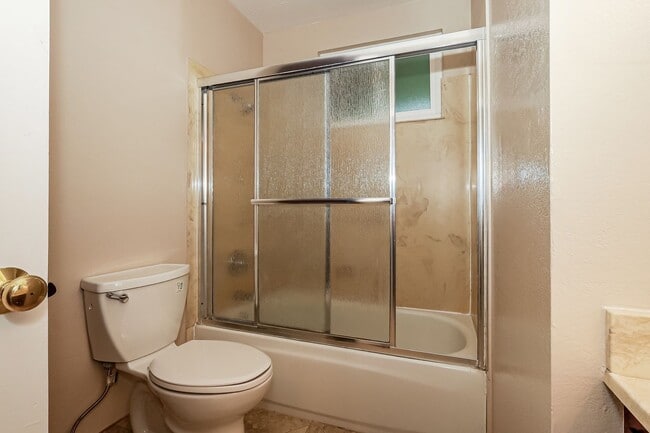 Building Photo - 517DEBBIEDRIVE