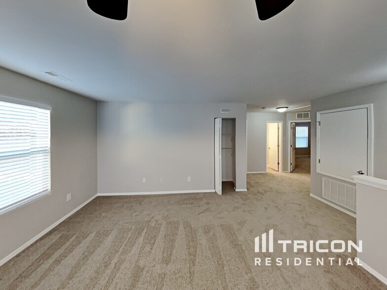 Building Photo - 4366 Westhill Pl