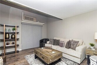 Building Photo - 1597 Cedarwood Dr