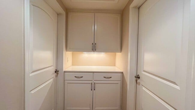 Building Photo - 3 Bdrm Detached Haome Available In Sought After La Mesa Neighborhood