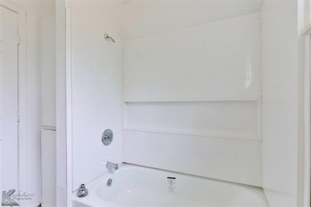 Building Photo - 1634 Briarwood St