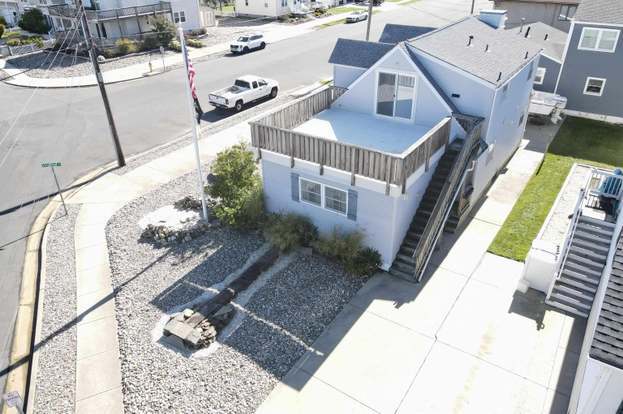 Building Photo - 100 Sheridan Square