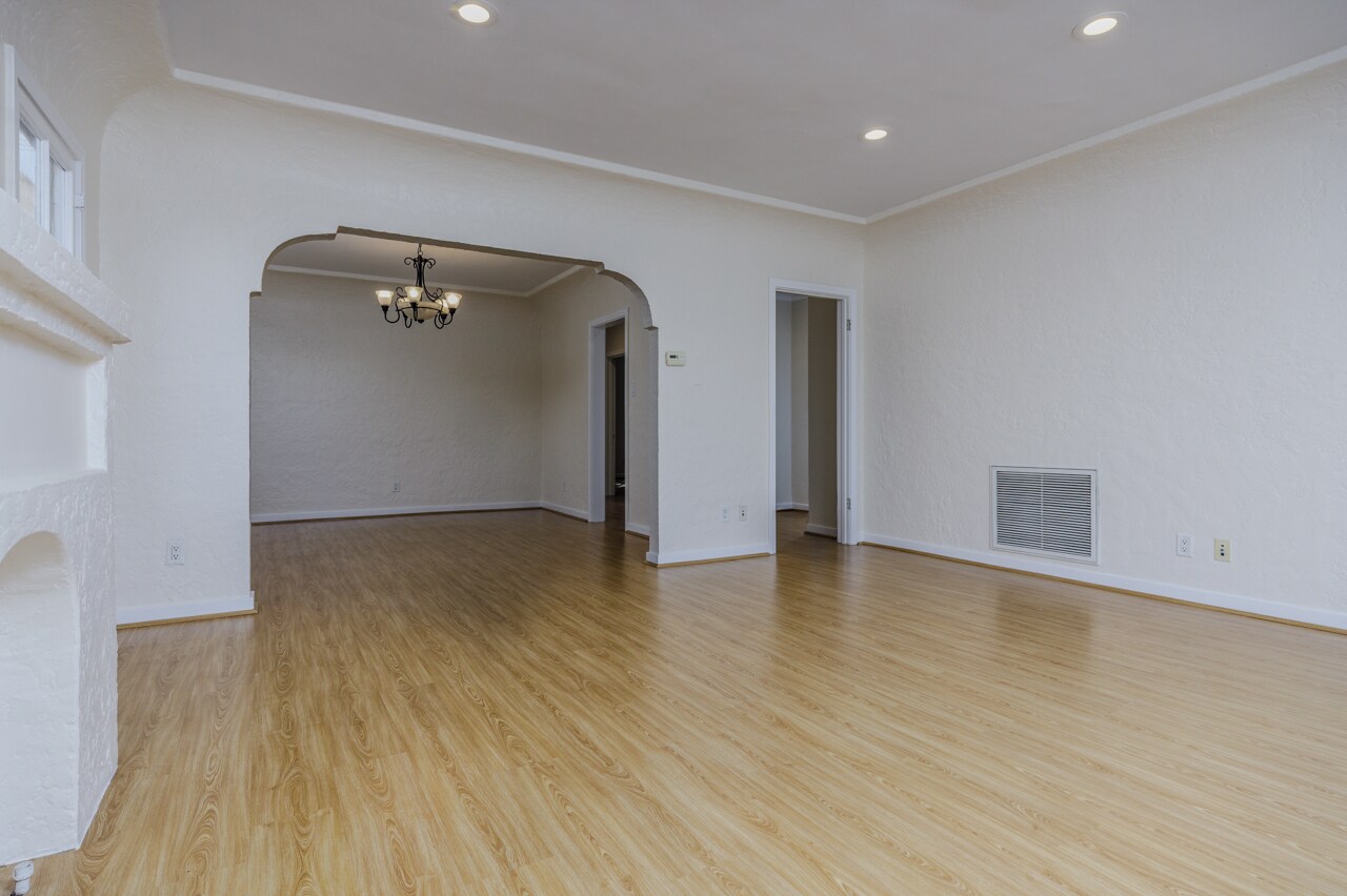 Building Photo - 1244 S Highland Ave