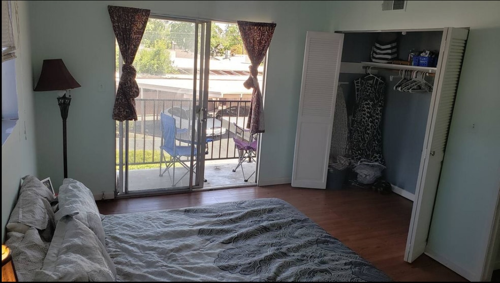 second bedroom - 805 Tully Rd