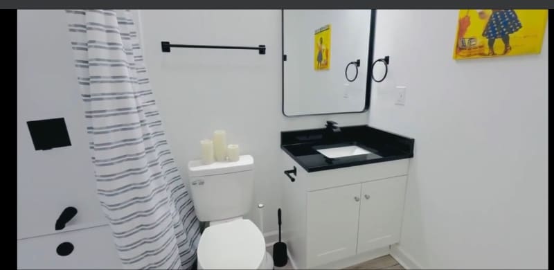 Building Photo - 236 Buxton Ave