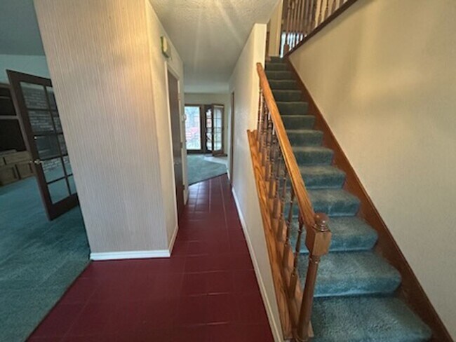 Building Photo - *SHOWING FRIDAY, MARCH 13TH @11:30AM-12:30PM*